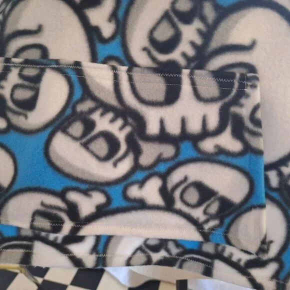 Handmade Kids Fleece Skull Poncho W Pocket & Hood Car Seat Blue Black White - Picture 12 of 15